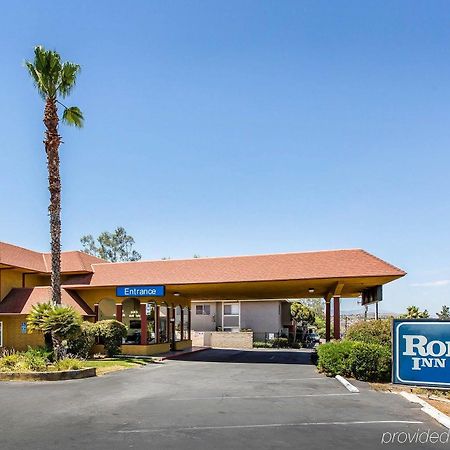 Rodeway Inn & Suites Canyon Lake-Menifee West Экстерьер фото