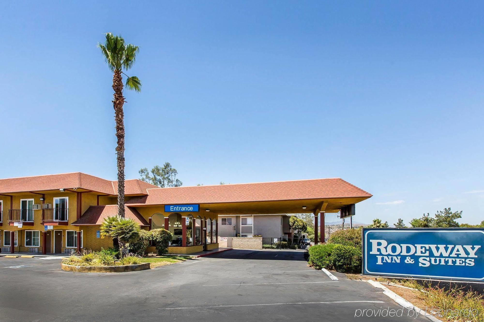 Rodeway Inn & Suites Canyon Lake-Menifee West Экстерьер фото